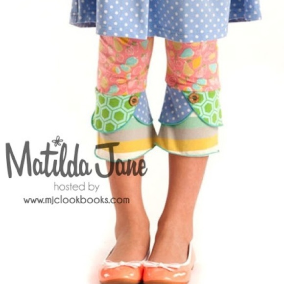 Matilda Jane Happy Go Lucky
Scallop Leggings 12 mo - Picture 5 of 9